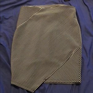 Zip up body con skirt